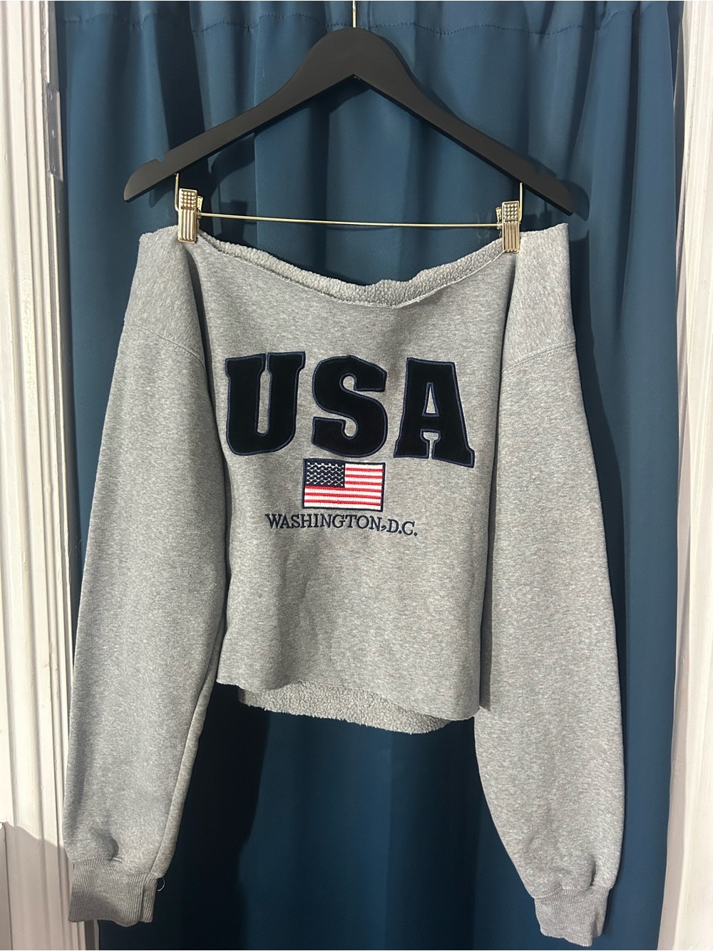 USA Gray Off-Shoulder Sweatshirt